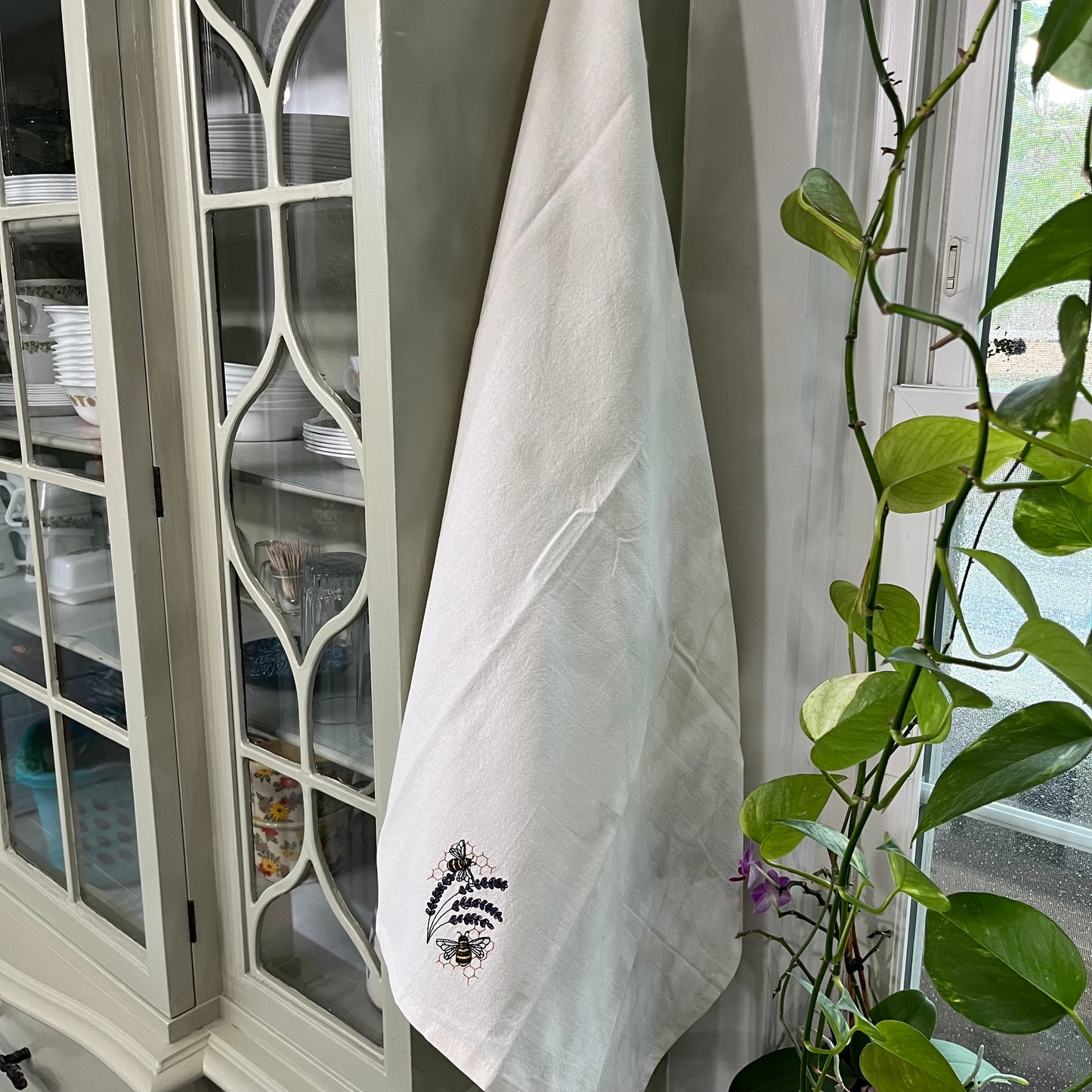 Kitchen Towel - Buzzing Bees