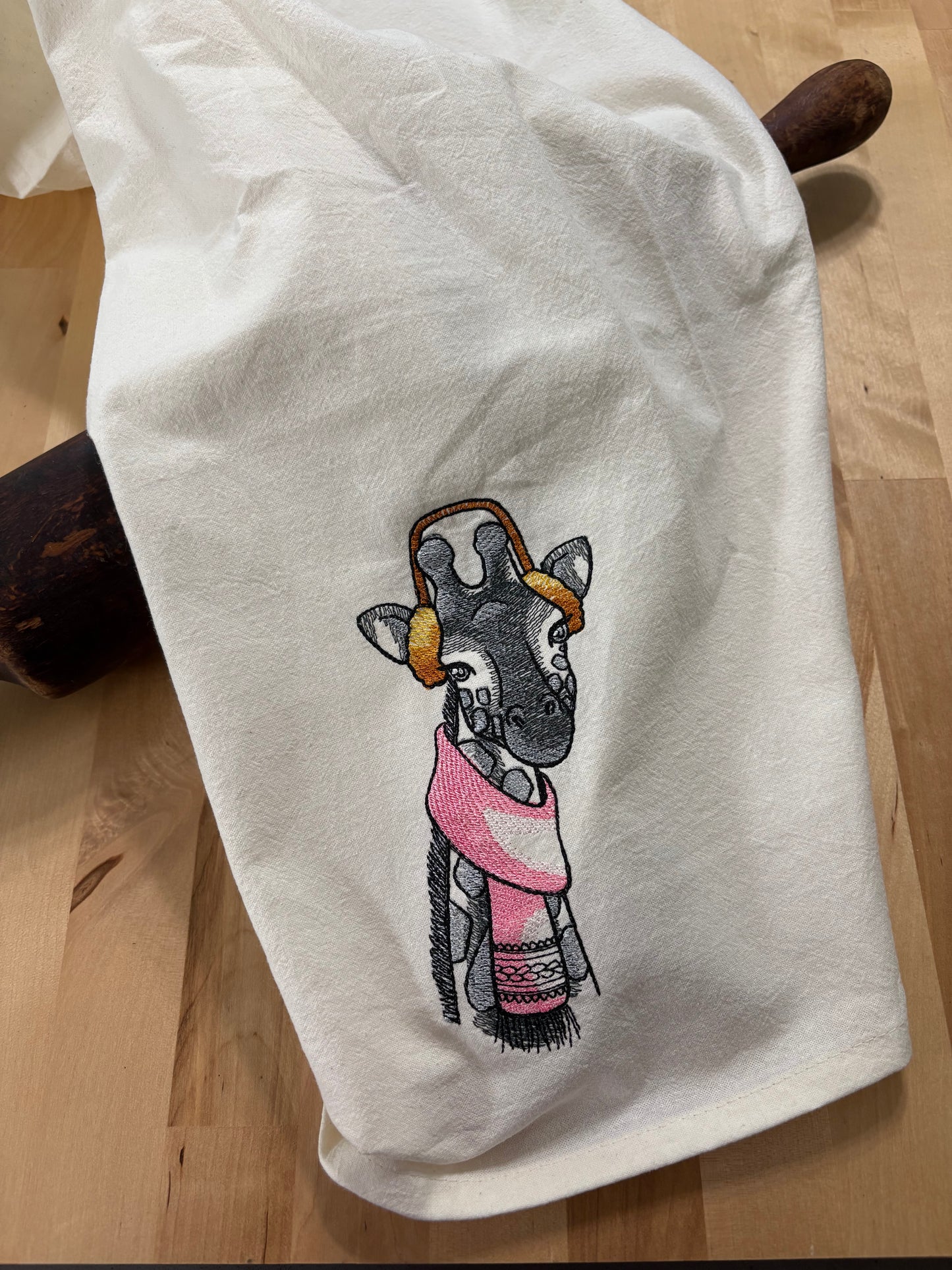 Kitchen towel - Chilly weather giraffe