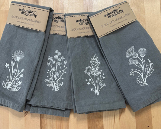 Set of grey napkins embroidered with delicate white stems